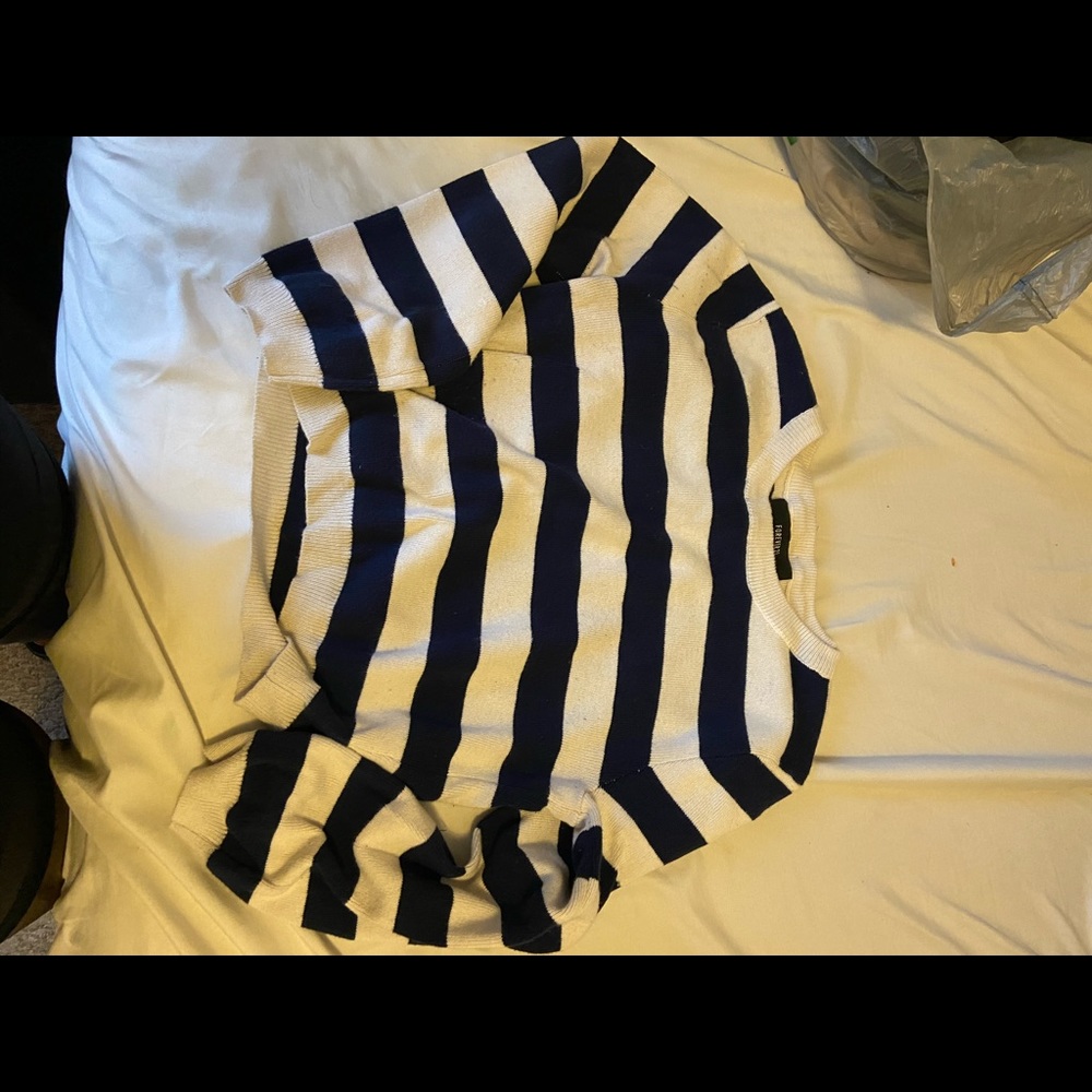 Cropped sweater